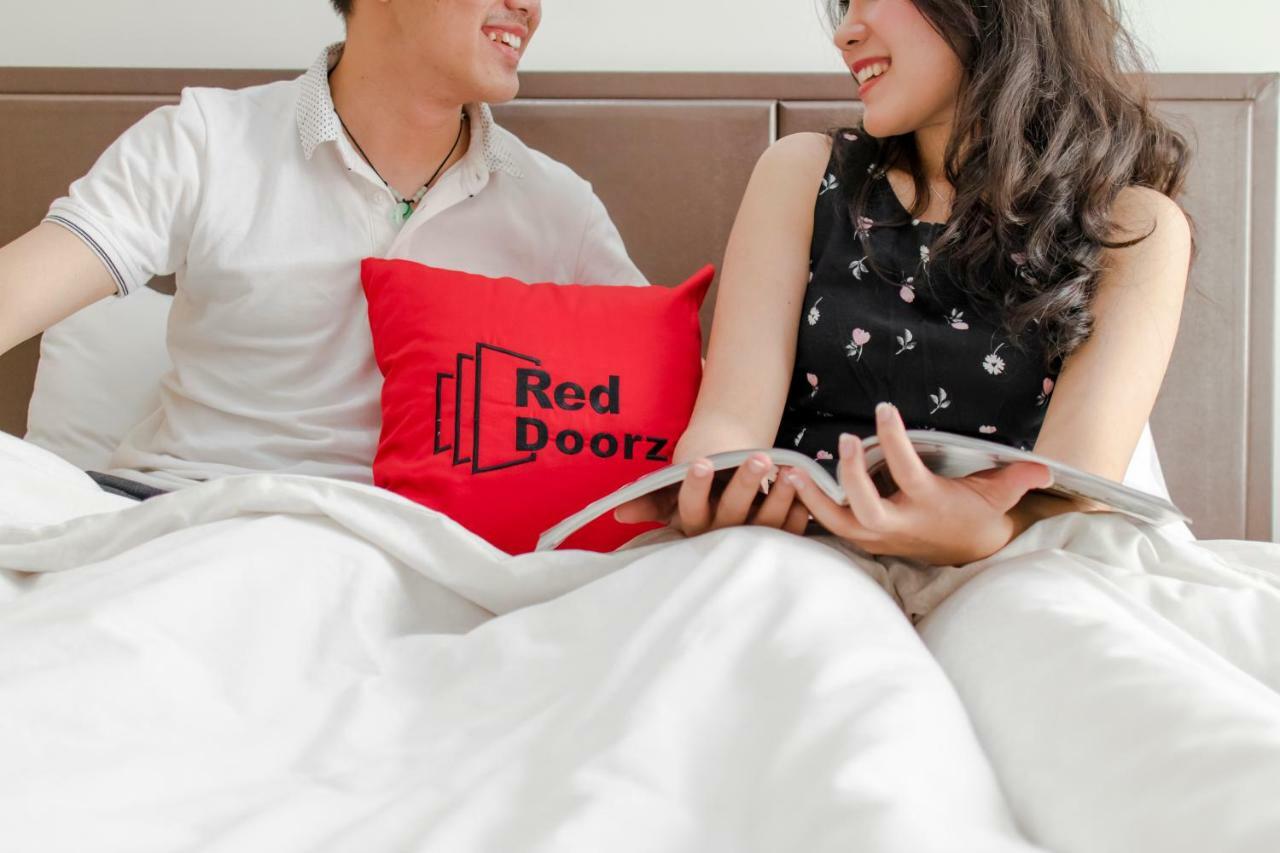 הו צ'י מין סיטי Reddoorz Plus Near Mien Tay Bus Station 2 מראה חיצוני תמונה