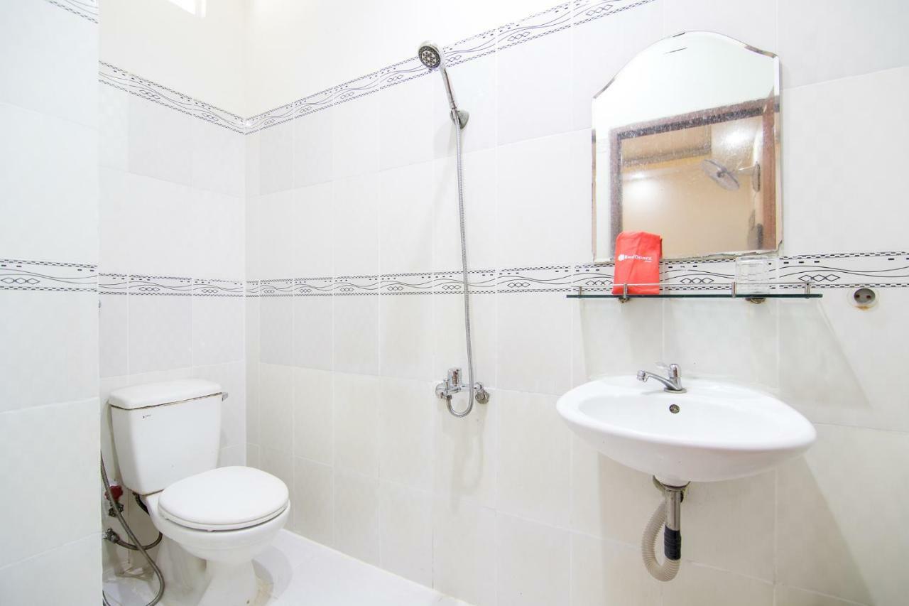 הו צ'י מין סיטי Reddoorz Plus Near Mien Tay Bus Station 2 מראה חיצוני תמונה